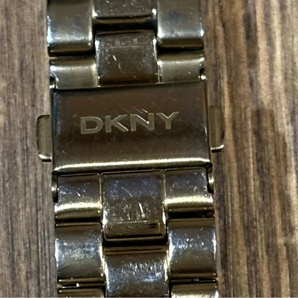DKNY Watch Women Gold Silver Two Tone Band 50M NY-8231 - Picture 5 of 11